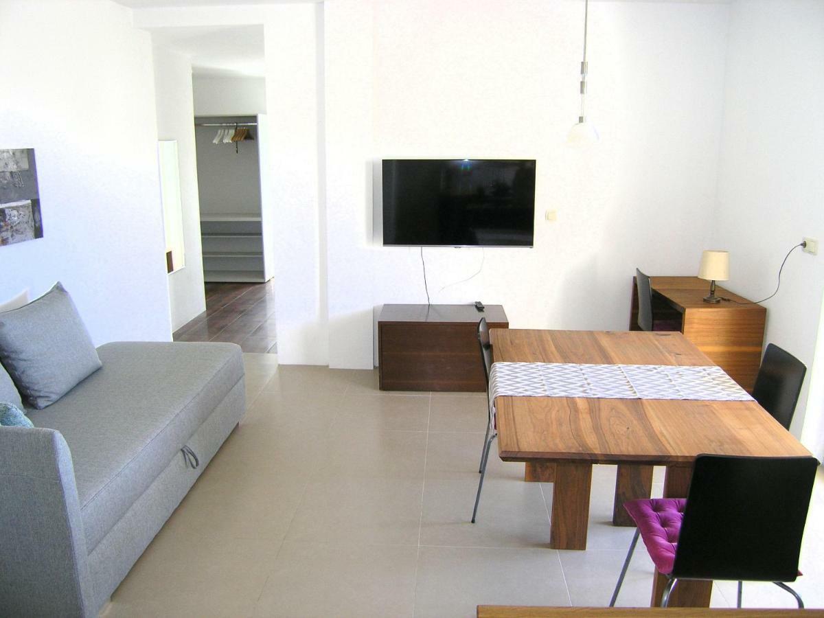 Apartman Kucer Krk Town Exterior photo